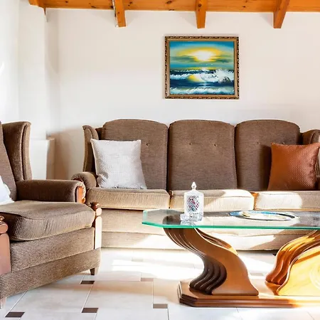 Stilvi Ic - Idyllic And Picturesque View In A Cozy Loft Apartamento