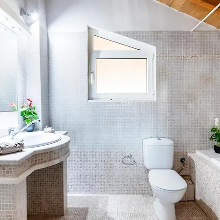 Stilvi Ic - Idyllic And Picturesque View In A Cozy Loft *